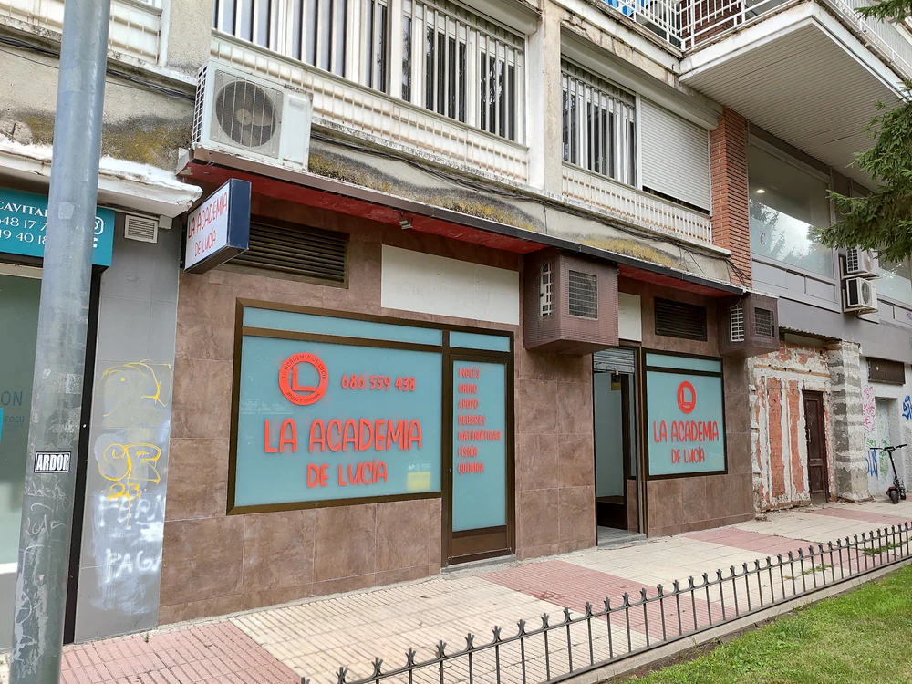 Foto de LA ACADEMIA DE LUCIA