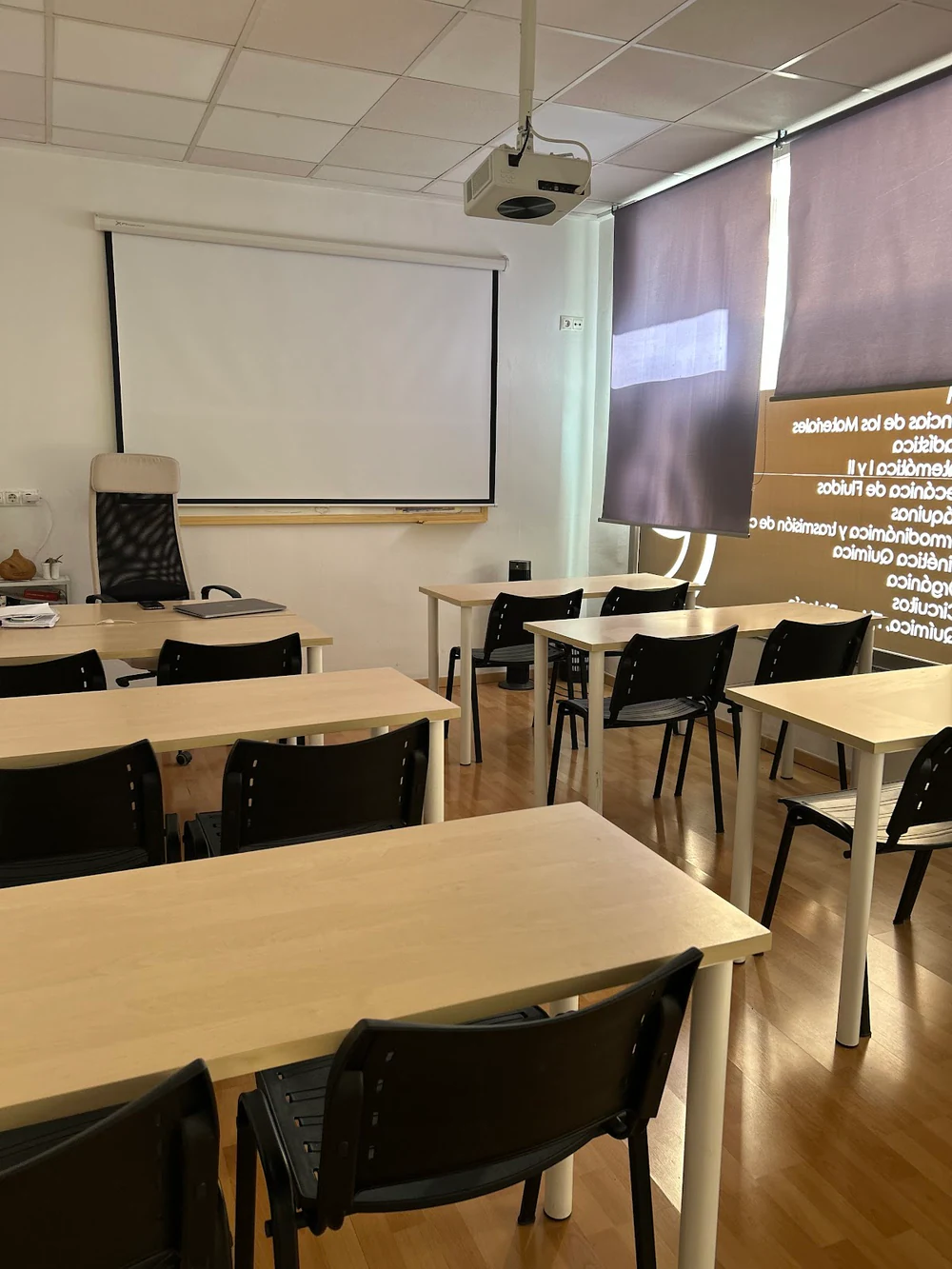 Foto de Classes Particulars Jordi Mayor