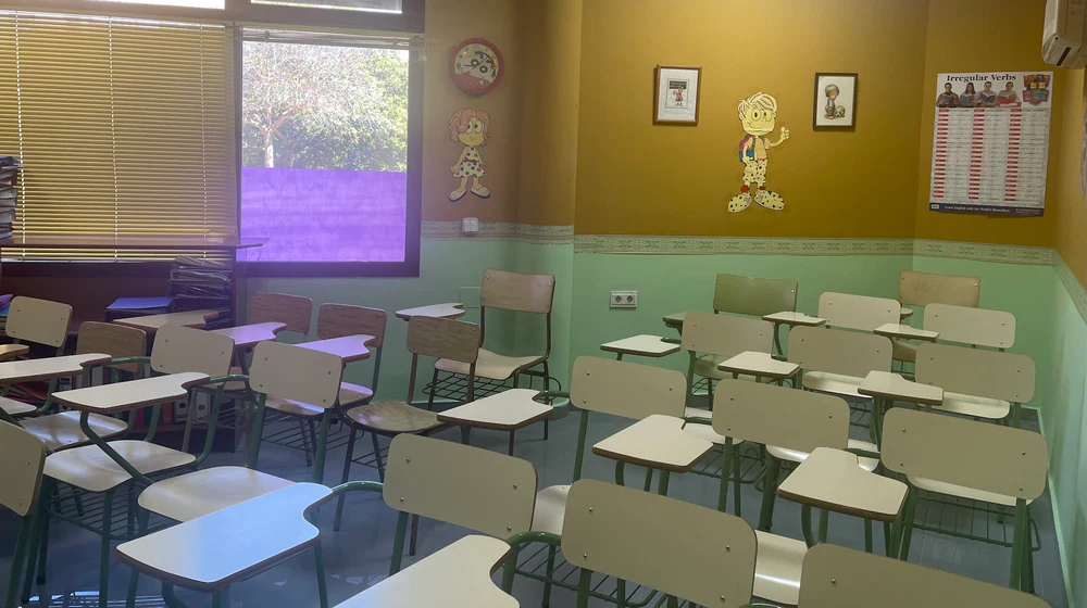 Ems English School
