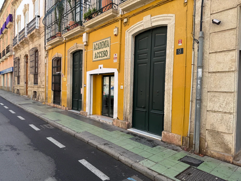 Foto de Granapol Almería. Academia de oposiciones a Policía Nacional y Guardia Civil