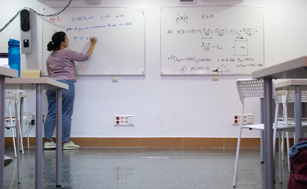 Foto de Academia de Estudios De10