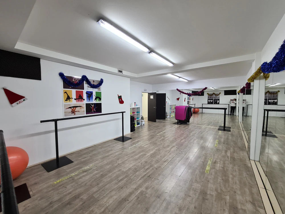 Escuela de Danza La Aurora