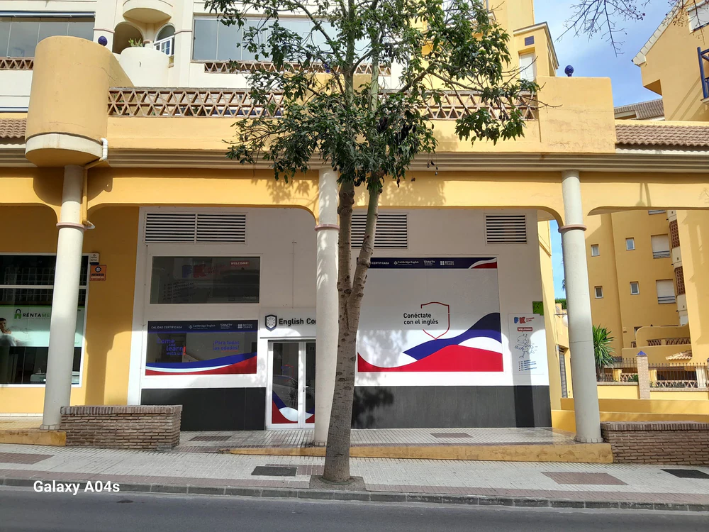 Foto de English Connection Academia de Inglés - Benalmádena