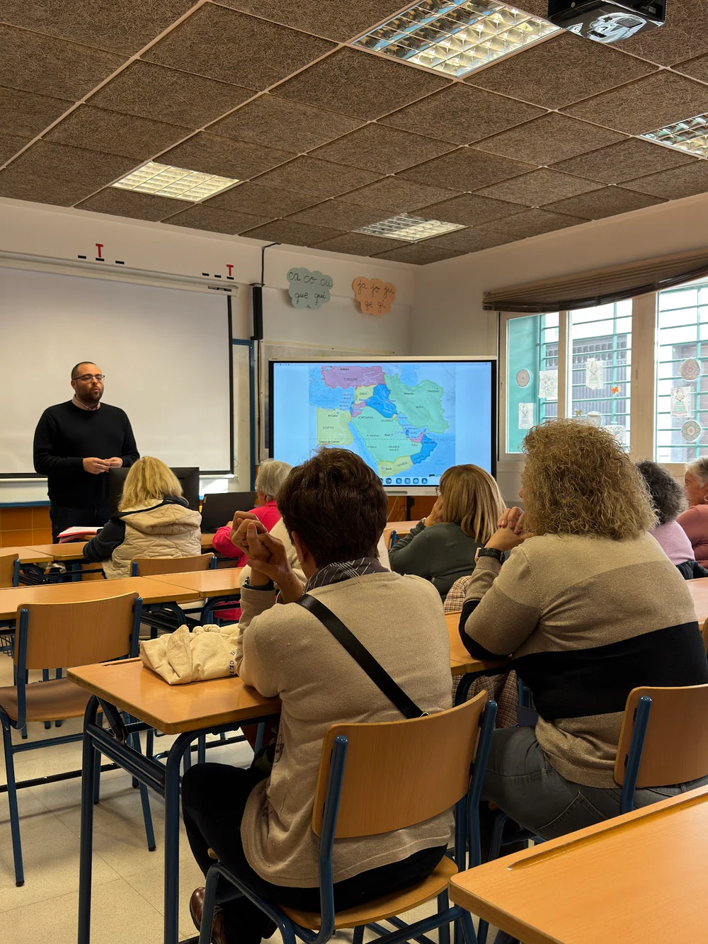 Centro Público de Educación de Personas Adultas Mariana Pineda