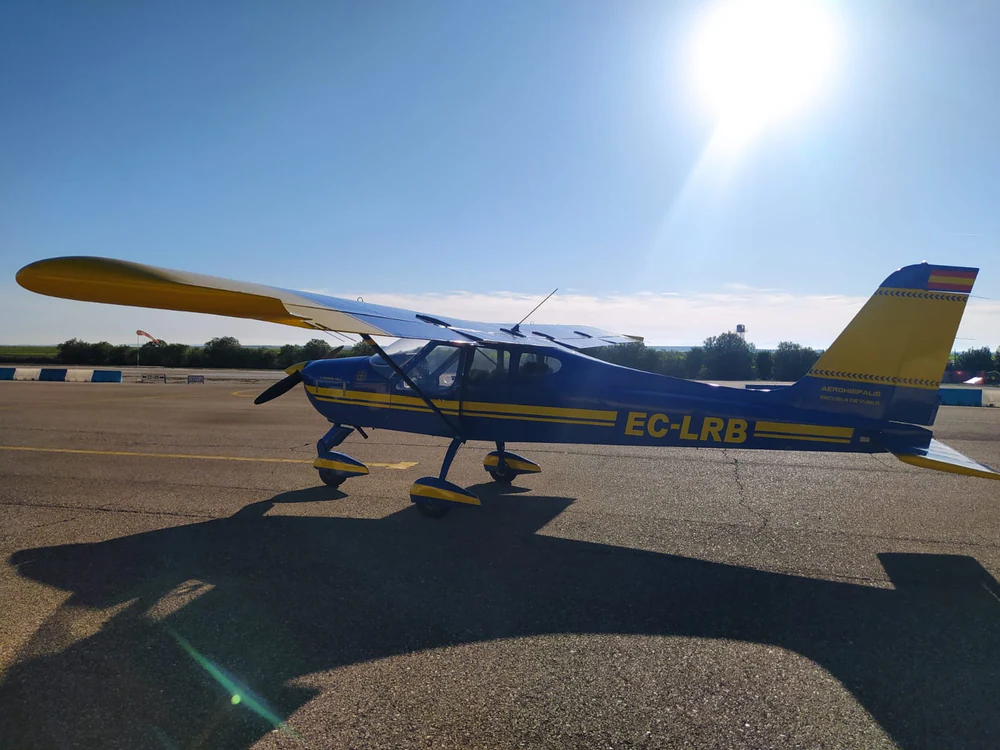 AEROHISPALIS Escuela de Vuelo