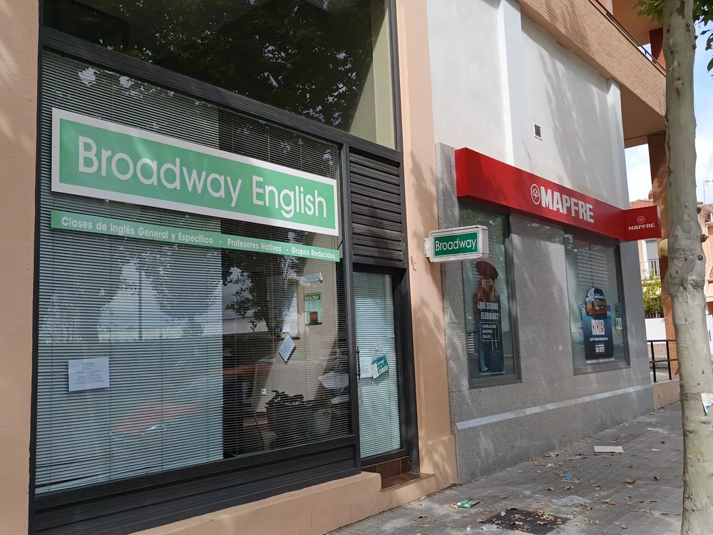 Broadway English