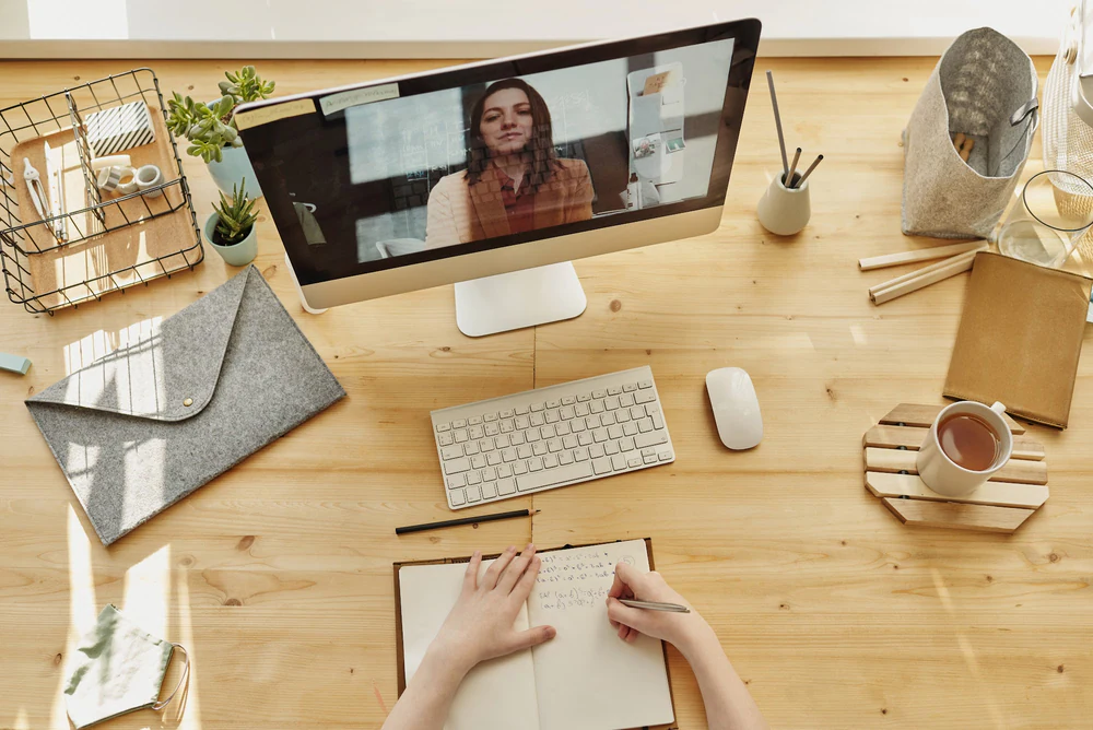 Foto de Language Services. Clases de inglés para empresas y profesionales online y presenciales