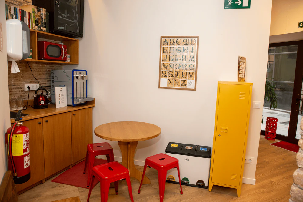 BCNLIP Language School