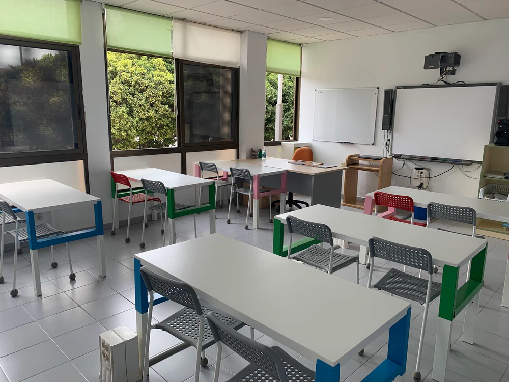 My English Center (antiguo My Little English School)