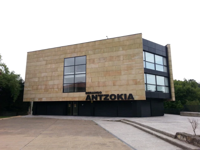 KZgunea Berango
