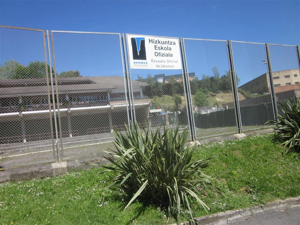 Escuela Oficial de Idiomas