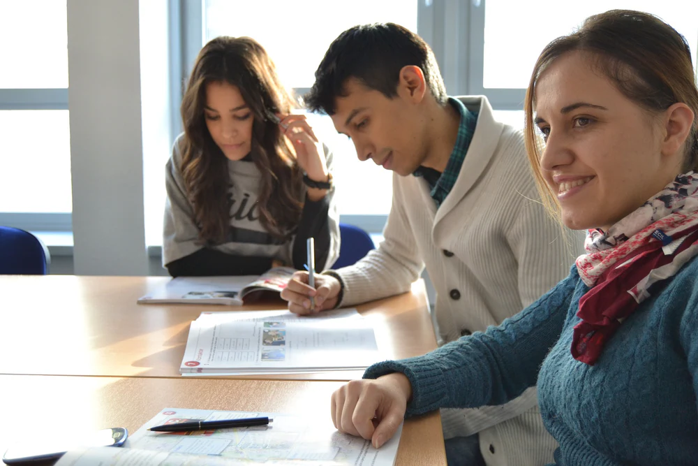 Foto de EDUCA - Centro de Estudios