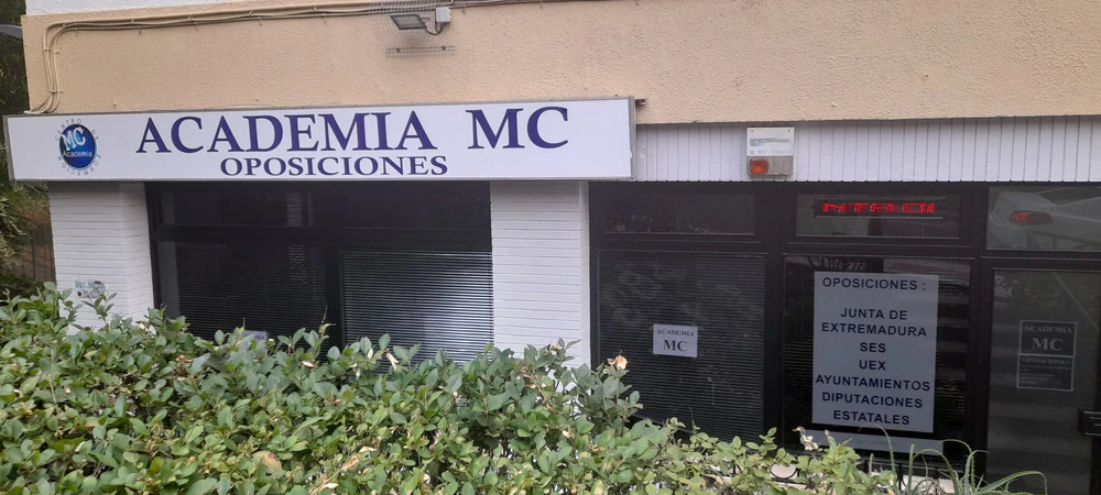 Foto de Academia de Oposiciones Academia Hélade