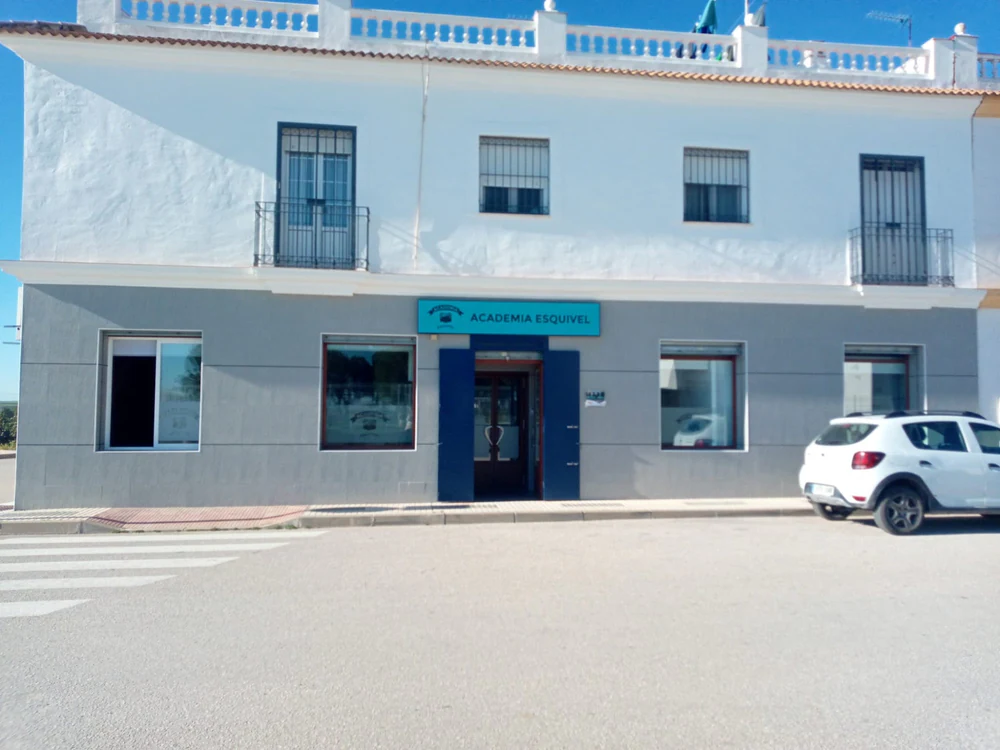 Academia Esquivel