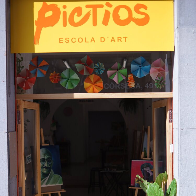PICTIOS ESCOLA D´ART Sagrada Familia